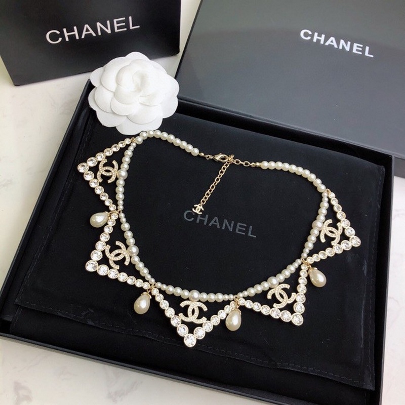 Chanel Necklaces 65